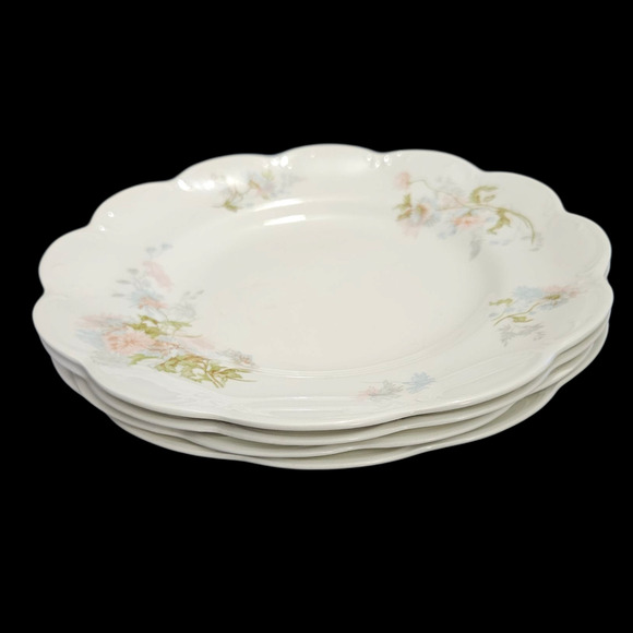 Johnson Bros England Scalloped 9" Dinner Plates Floral Pastel Set of 4 Vintage - Picture 1 of 4